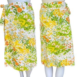 Vintage 1960's Mod Handmade Spring Floral Wrap Skirt - 25" Waist